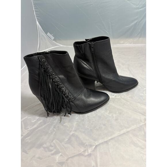 Aldo black leather bootie with fringe accent size 7 - Picture 4 of 5